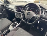 Volkswagen T-Roc Image 6