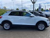 Volkswagen T-Roc Image 5
