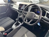 Volkswagen T-Roc Image 6