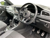 Volkswagen T-Roc Image 6