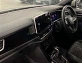 Volkswagen T-Roc Image 2