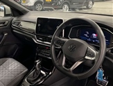 Volkswagen T-Roc Image 6