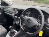 Volkswagen T-Roc Image 6