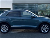 Volkswagen T-Roc Image 4