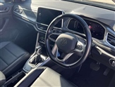 Volkswagen T-Roc Image 6