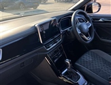 Volkswagen T-Roc Image 2
