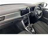 Volkswagen T-Roc Image 2