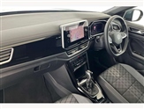 Volkswagen T-Roc Image 2