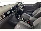 Volkswagen T-Roc Image 2