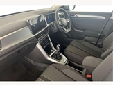 Volkswagen T-Roc Image 2