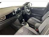 Volkswagen T-Roc Image 2