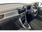 Volkswagen T-Roc Image 2