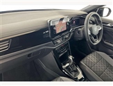 Volkswagen T-Roc Image 2