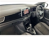 Volkswagen T-Roc Image 2