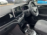 Volkswagen T-Roc Image 2