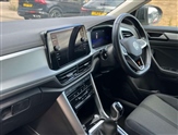Volkswagen T-Roc Image 2