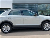 Volkswagen T-Roc Image 4
