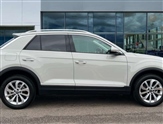 Volkswagen T-Roc Image 4