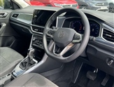 Volkswagen T-Roc Image 6