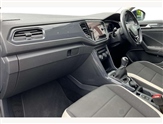 Volkswagen T-Roc Image 2