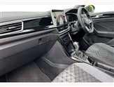 Volkswagen T-Roc Image 2