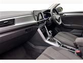 Volkswagen T-Roc Image 2