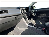 Volkswagen T-Roc Image 2