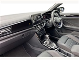 Volkswagen T-Roc Image 2