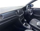 Volkswagen T-Roc Image 2
