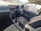 Volkswagen T-Roc Image 2