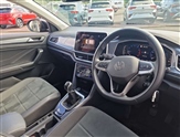 Volkswagen T-Roc Image 6