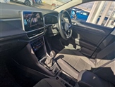Volkswagen T-Roc Image 2