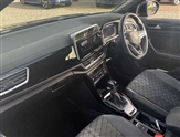Volkswagen T-Roc Image 2
