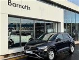 Volkswagen T-Roc Image 1