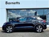 Volkswagen T-Roc Image 2