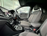 Volkswagen T-Roc Image 5
