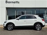 Volkswagen T-Roc Image 2
