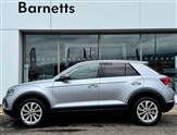 Volkswagen T-Roc Image 2