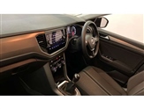 Volkswagen T-Roc Image 2