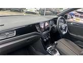 Volkswagen T-Roc Image 2