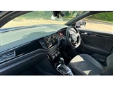 Volkswagen T-Roc Image 2