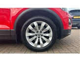 Volkswagen T-Roc Image 5