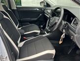 Volkswagen T-Roc Image 5