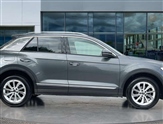 Volkswagen T-Roc Image 4
