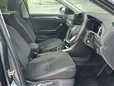 Volkswagen T-Roc Image 5