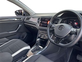 Volkswagen T-Roc Image 6