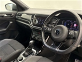 Volkswagen T-Roc Image 6