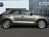 Volkswagen T-Roc Image 4
