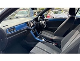 Volkswagen T-Roc Image 2