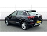 Volkswagen T-Roc Image 2